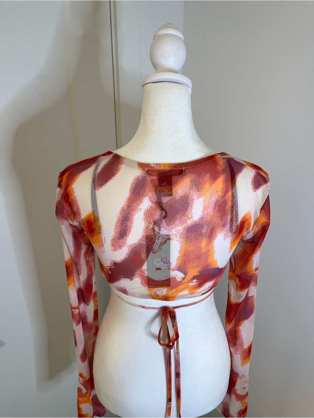 FOREVER 21 Sheer Flare Sleeve Crop Top NWT - FREE SHIPPING on Bundles $85+ - Picture 6 of 16